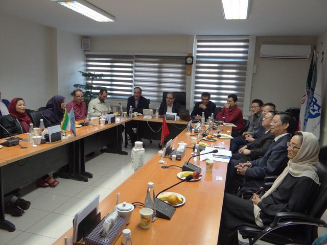 تاکید برضرورت گسترش ارتباطات فرهنگی در دیدار نویسندگان ایران و چین ایران چین