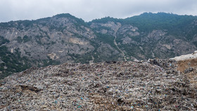 دفن غیر قانونی زباله در استان مازندران