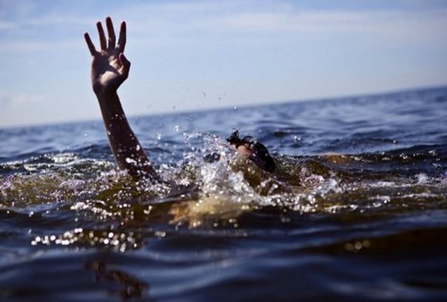 غرق شدن سه نفر در سواحل نوشهر