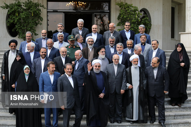 ویدئو / آخرین جلسه هیأت دولت یازدهم در حاشیه آخرین جلسه هیات دولت یازدهم