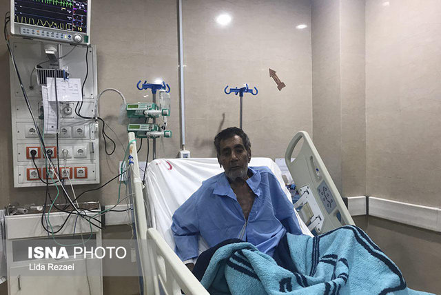 "علی پورسیار" از بیمارستان مرخص شد