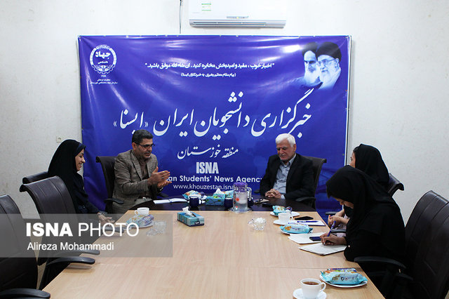 او که نسخه ما را می‌پیچد!