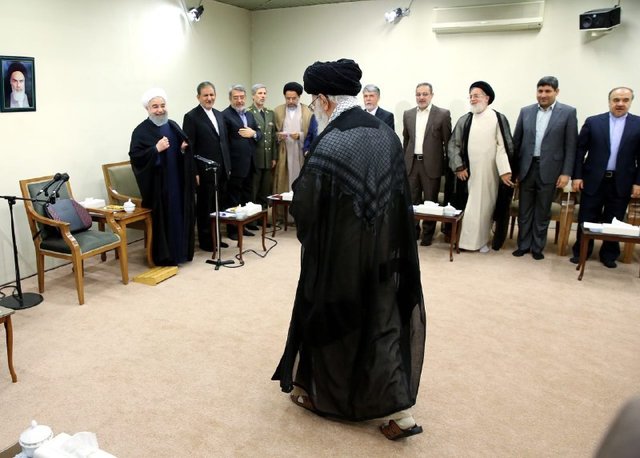 آغاز اولین دیدار اعضای دولت دوازدهم با رهبری رهبری