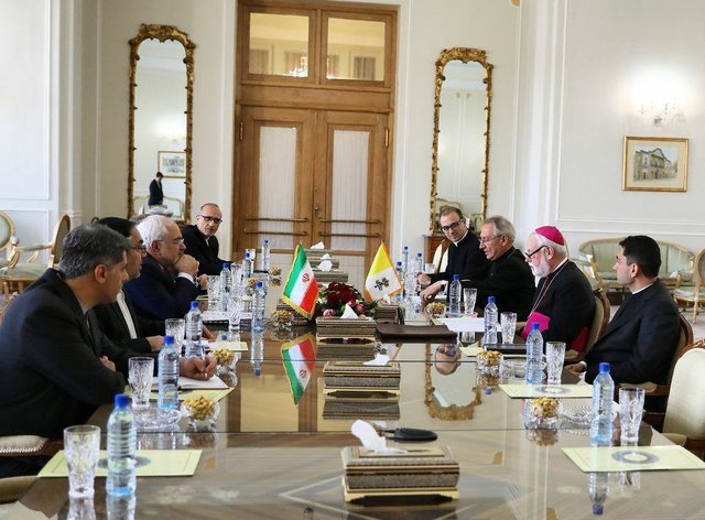 دیدار وزیر خارجه واتیکان با ظریف