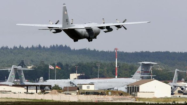 ارسال سلاح آمریکایی برای مخالفان اسد از یک پایگاه هوایی در آلمان