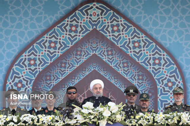 ویدئو / سخنرانی روحانی در مراسم رژه نیروهای مسلح