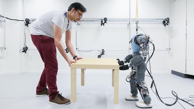 رباتی که با درک از بدن خود طبیعی‌تر راه می‌رود+فیلم