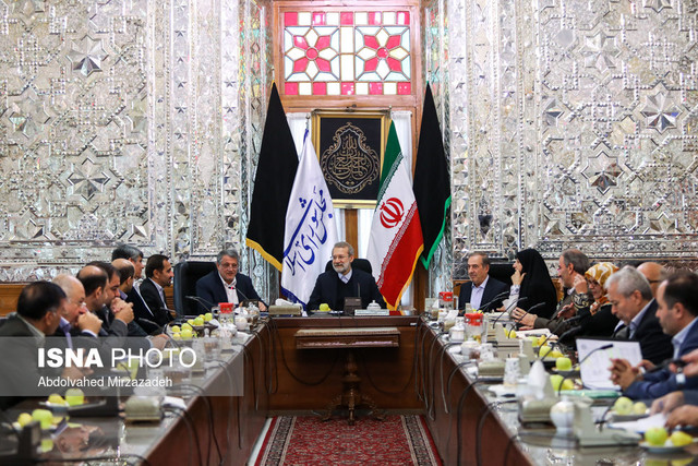 دیدار اعضای شورای شهر تهران با رییس مجلس شورای اسلامی