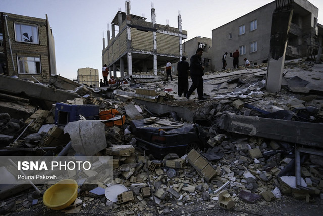 زلزله در کرمانشاه تاکنون 200 کشته داشته است,