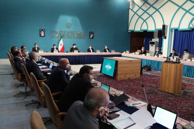 رئیس جمهور: مشکلات فقط با دستور دادن حل نمیشود رئیس جمهور: مشکلات فقط با دستور دادن حل نمیشود