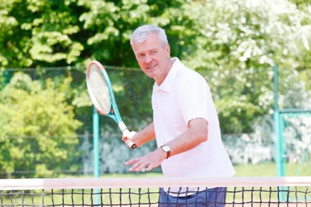 ۱۰ راهحل برای اینکه به سرطان روده بزرگ مبتلا نشوید