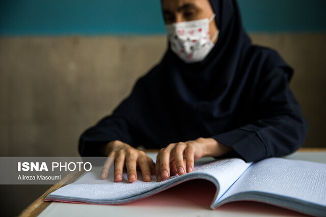 عبور دولت از پیچ رتبهبندی معلمان/ از سرگیری توزیع بستههای غذایی دانشآموزی