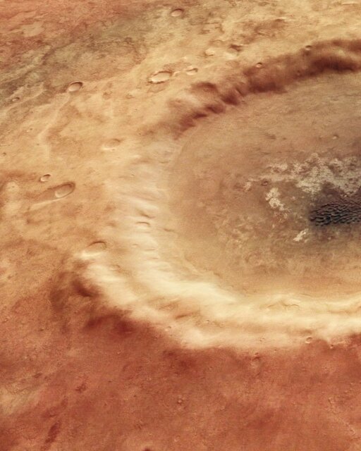 نگاهی به دهانه "شبه چشم مریخی"