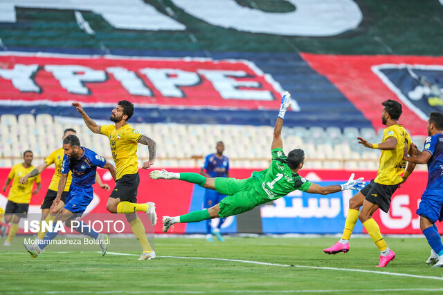پنج عکس برگزیده از هفته اول رقابتهای لیگ برتر فوتبال ایران