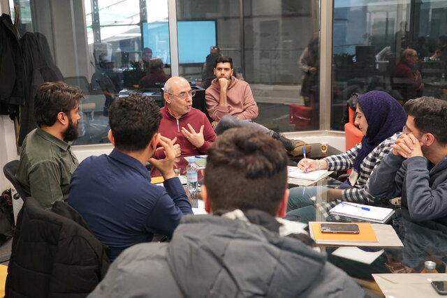 همایون اسعدیان، امیرشهاب رضویان و کمال تبریزی در مشهد چه میکنند؟