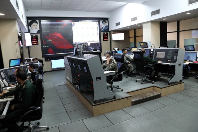 اجرای عملیات آفندی و پدافندی جنگ الکترونیک و سایبری اجرای عملیات آفندی و پدافندی جنگ الکترونیک و سایبری