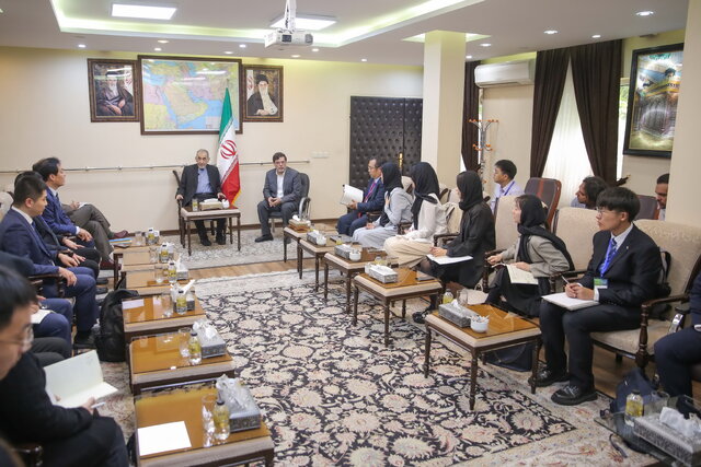 ولایتی: رهبران ایران و چین اراده جدی برای تقویت هر چه بیشتر روابط دارند