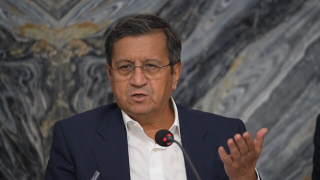 افزایش اعتماد حاکمیت به بخش خصوصی/ دولت چهاردهم فکری به حال بانکها کند