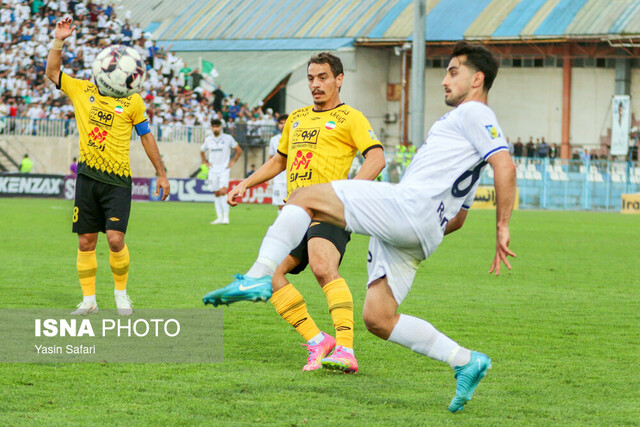 ملوان و سپاهان جریمه شدند ملوان و سپاهان جریمه شدند