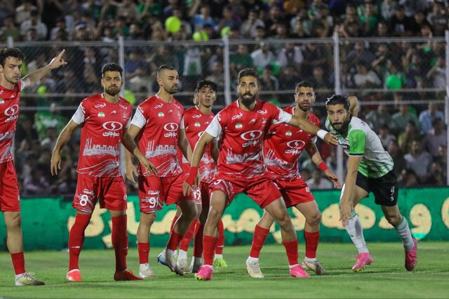 ویدیو/ عجیبترین جیمی جامپ تاریخ لیگ برتر؛ نادیده گرفتن پرسپولیسیها برای سلفی با ابرقویینژاد ویدیو/ عجیبترین جیمی جامپ تاریخ لیگ برتر؛ نادیده گرفتن پرسپولیسیها برای سلفی با ابرقویینژاد