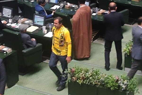 واکنش نماینده شیراز به صعود تیم فجر سپاسی به لیگ برتر فوتبال واکنش نماینده شیراز به صعود تیم فجر سپاسی به لیگ برتر فوتبال