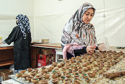 اعتبار ۱۰۰ تا ۵۰۰ میلیون تومانی برای مشاغل خرد و خانگی