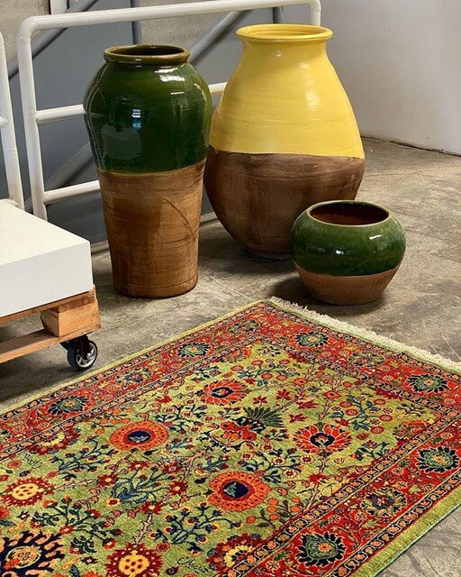 یکی از راههای تقویت و توسعه فروش محصولات خانگی، استفاده از بستر فضای مجازی و تبلیغات اینترنتی است