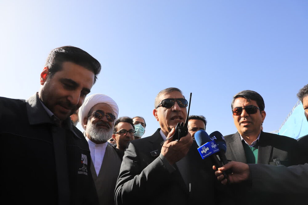 آغاز عملیات اجرایی پروژه هنرستان «صنعت» سیرجان با حضور معاون رئیس جمهور آغاز عملیات اجرایی پروژه هنرستان «صنعت» سیرجان با حضور معاون رئیس جمهور