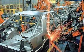 پاسخ‌های نعمت‌زاده به کیفیت خودروهای ایرانی در کمیسیون صنایع 