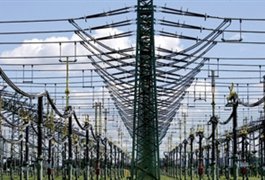 تلفات شبکه توزیع برق تهران به ۵ درصد میرسد تلفات شبکه توزیع برق تهران به ۵ درصد میرسد