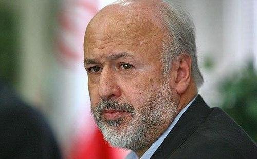 افتخاری: اولتیماتومی به بازیکنان و کادر فنی ندادهام/ با پرسپولیس رقابت نه، همکاری داریم افتخاری: اولتیماتومی به بازیکنان و کادر فنی ندادهام/ با پرسپولیس رقابت نه، همکاری داریم