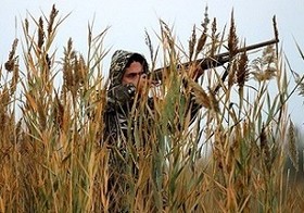 دستگیری ۲ شکارچی مسلح در منطقه "آلمابلاغ" اسدآباد