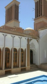 تخلیه "مصلحتی" هنرمندان از خانه‌شان