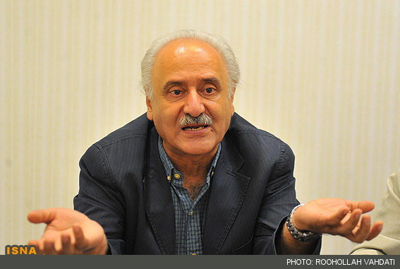 چرا تیتر روزنامههای ورزشی جنجالی است؟ چرا تیتر روزنامههای ورزشی جنجالی است؟