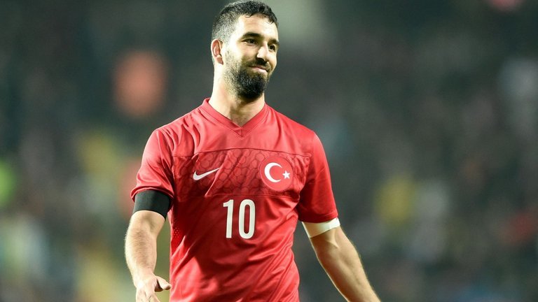 هافبک باسابقه فوتبال ترکیه بازنشسته شد