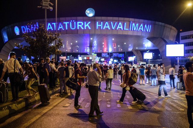 مجروحان ایرانی حادثه تروریستی فرودگاه آتاتورک سه نفر هستند