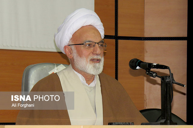 دری نجف آبادی: باید گره از کار تولید باز کنیم دری نجف آبادی: باید گره از کار تولید باز کنیم