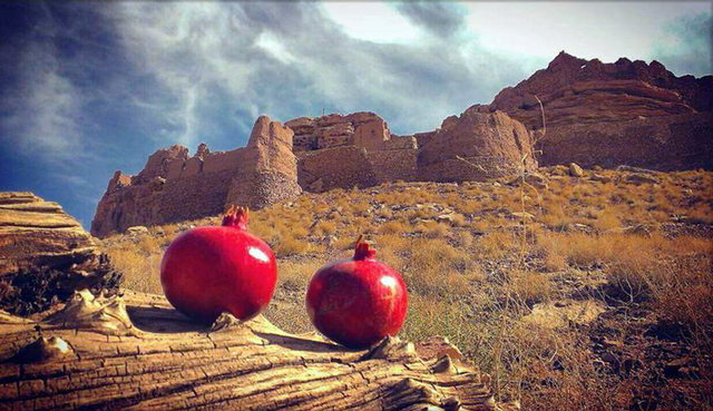 قلعه شواز؛ یادگار مادها همچنان استوار بر فراز کوهستانهای تفت