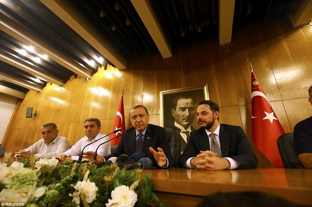 اردوغان: شورش در برابر همبستگی و وحدت مردم شکست خورد اردوغان: شورش در برابر همبستگی و وحدت مردم شکست خورد