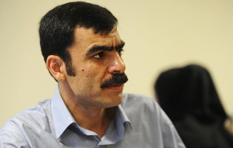 پاسخ حسین کیانی به اظهارات مدیرکل مرکز هنرهای نمایشی پاسخ حسین کیانی به اظهارات مدیرکل مرکز هنرهای نمایشی