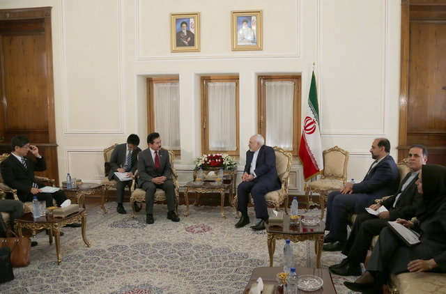ظریف: ایران در خط مقدم مبارزه با تروریسم در منطقه است ظریف: ایران در خط مقدم مبارزه با تروریسم در منطقه است