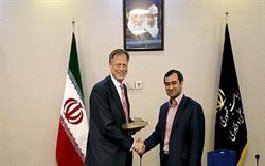 تعیین 15 پروژه در حوزه انرژیهای تجدیدپذیر و محیط زیست برای همکاری ایران با اتریش تعیین 15 پروژه در حوزه انرژیهای تجدیدپذیر و محیط زیست برای همکاری ایران با اتریش
