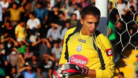 دروازهبان سابق پرسپولیس طلاییپوش شد
