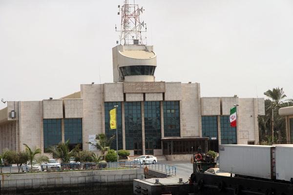 جهش سه برابری صادرات نفتی در بندر شهید باهنر جهش سه برابری صادرات نفتی در بندر شهید باهنر