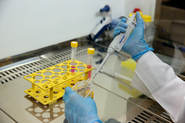 کاهش دسترسی به مواد و تجهیزات آزمایشگاهی به دلیل کمبود پروازهای خارجی کاهش دسترسی به مواد و تجهیزات آزمایشگاهی به دلیل کمبود پروازهای خارجی