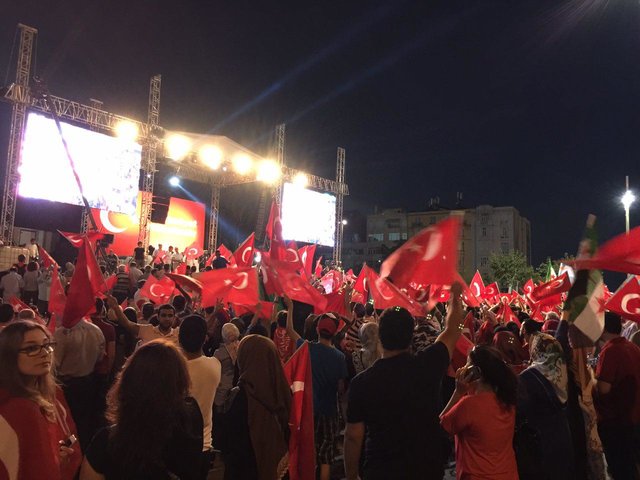 مردمی که «استقلال» خود را «تقسیم» نمی‌کنند + فیلم