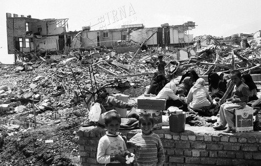 ۳۷ هزار چشمی که صبح را ندید