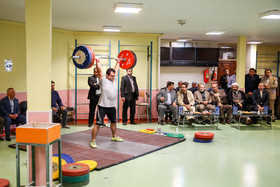 بازدید لاریجانی از اردوی تیم‌های کشتی و وزنه‌برداری