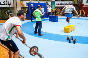 بازدید لاریجانی از اردوی تیم‌های کشتی و وزنه‌برداری