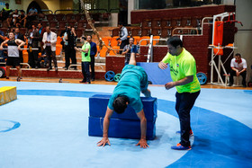 بازدید لاریجانی از اردوی تیم‌های کشتی و وزنه‌برداری